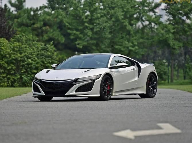 本田NSX-R详细解析：售价1195万日元，全球限量的超级跑车