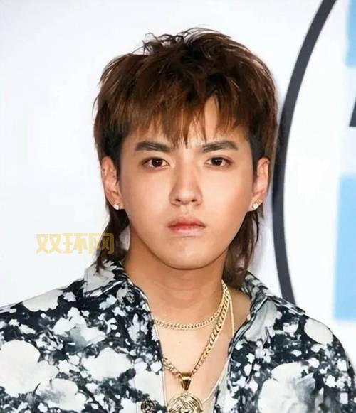 小g娜爆料吴亦凡尺寸,这瓜你吃到了吗?